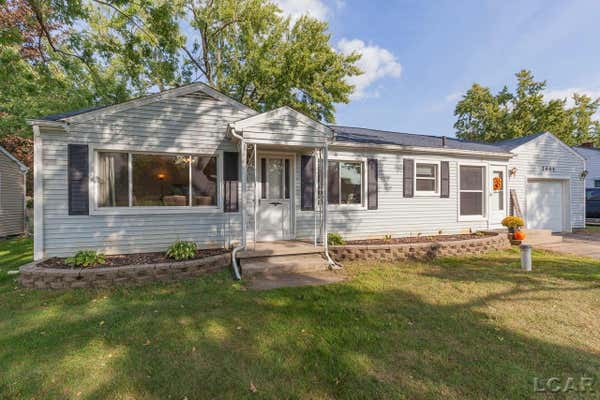 2405 W CLEARVIEW DR, ADRIAN, MI 49221 - Image 1