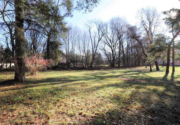 CROOKED LIMB COURT, FLUSHING, MI 48433, photo 2 of 6