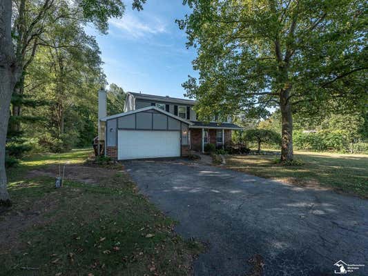 633 W ERIE RD, TEMPERANCE, MI 48182 - Image 1