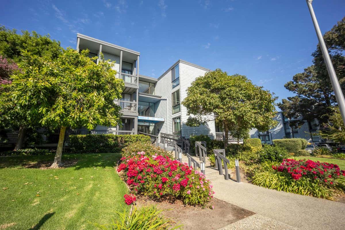 615 PORT DR APT 107, SAN MATEO, CA 94404, photo 1 of 24