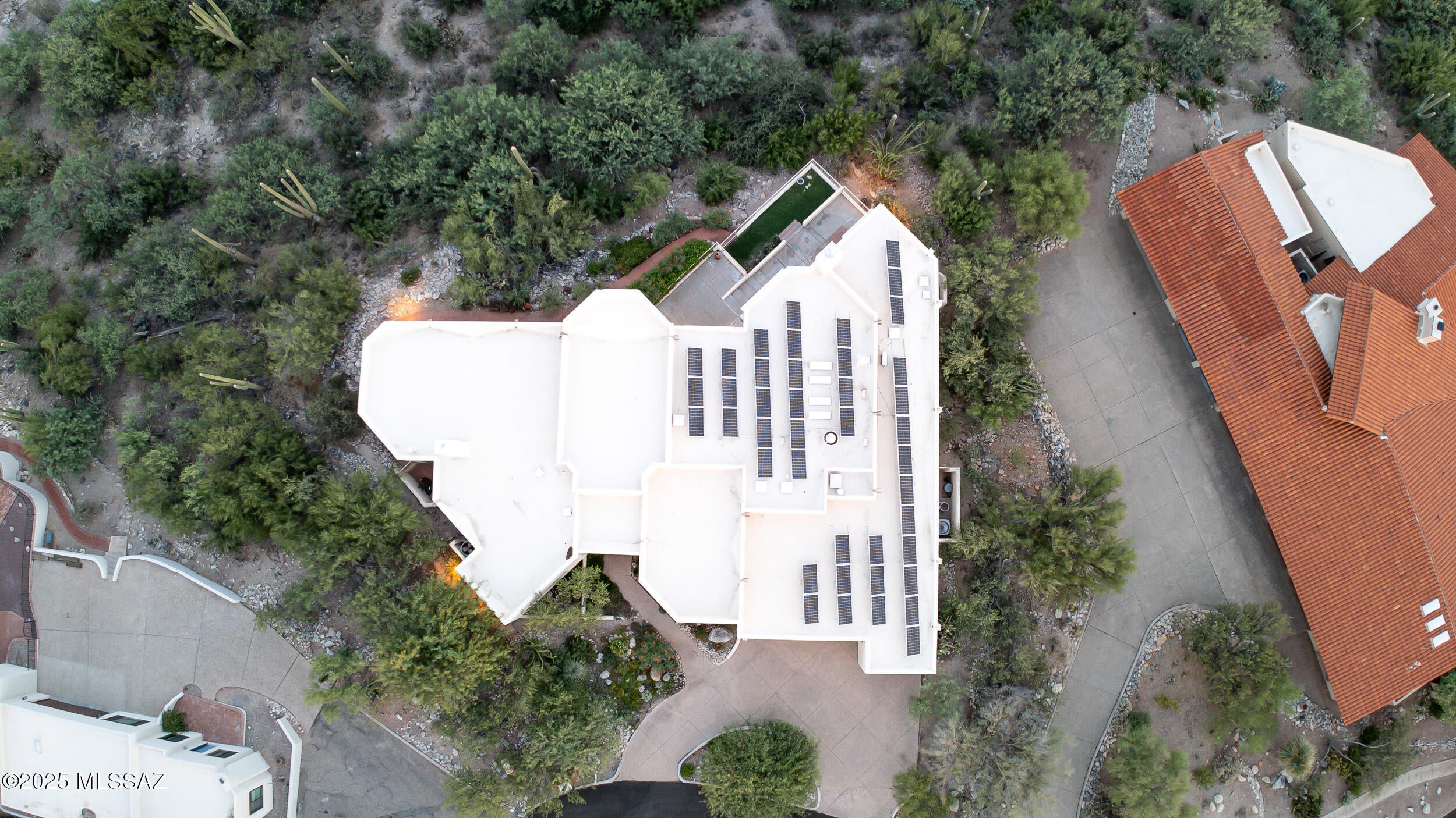 Tucson, Arizona, 85718, United States, 5 Bedrooms Bedrooms, ,4 BathroomsBathrooms,Residential,Active,1929922