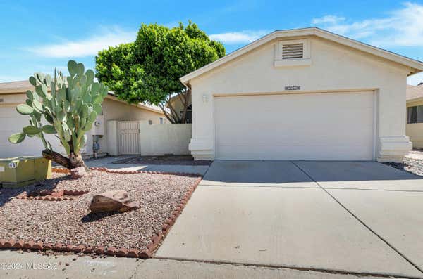 8236 N MIDNIGHT WAY, TUCSON, AZ 85741 - Image 1