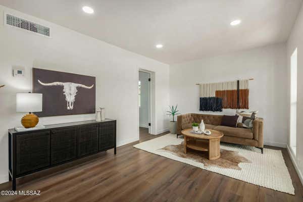 3849 N TYNDALL AVE, TUCSON, AZ 85719 - Image 1