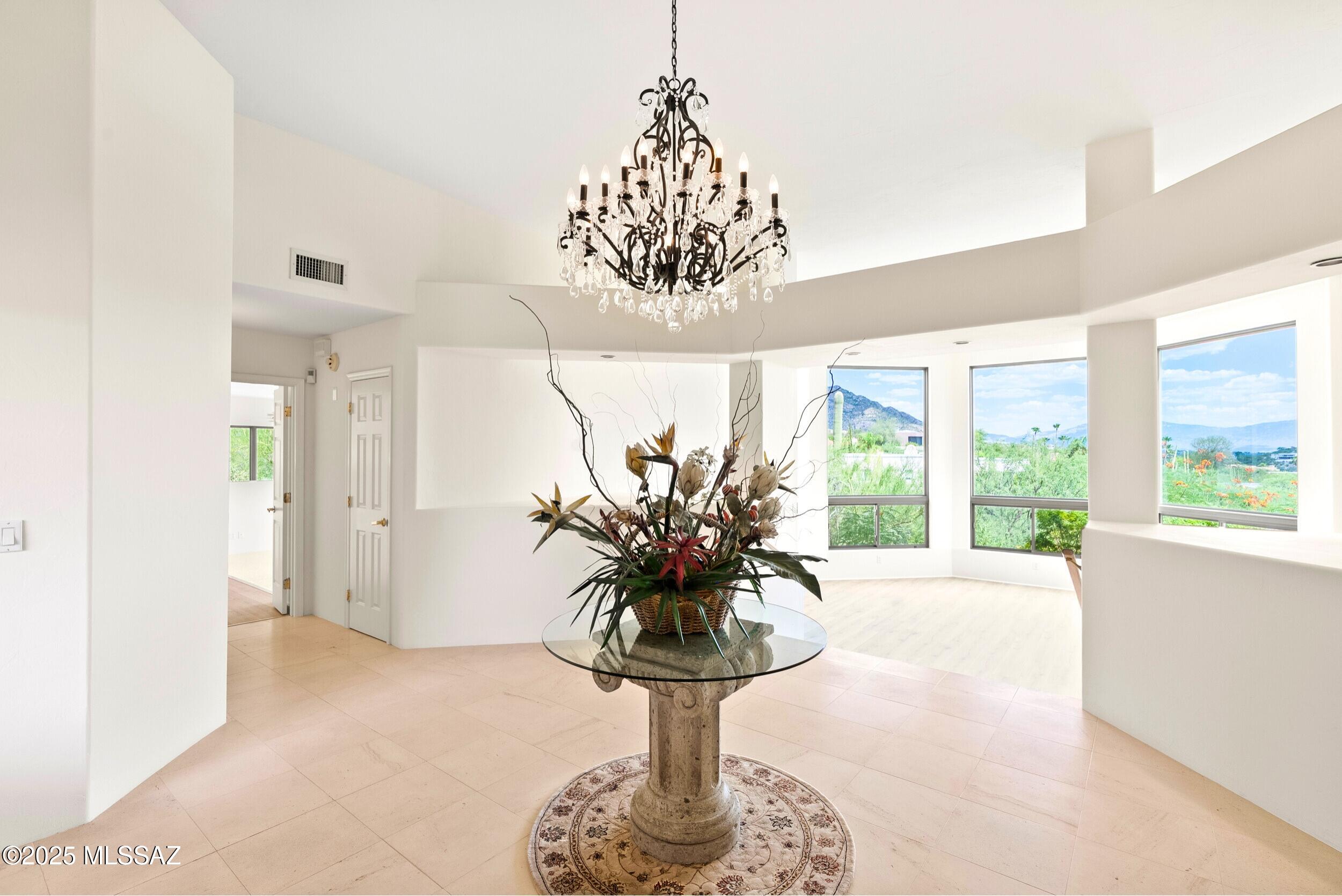 Tucson, Arizona, 85718, United States, 5 Bedrooms Bedrooms, ,4 BathroomsBathrooms,Residential,Active,1929922