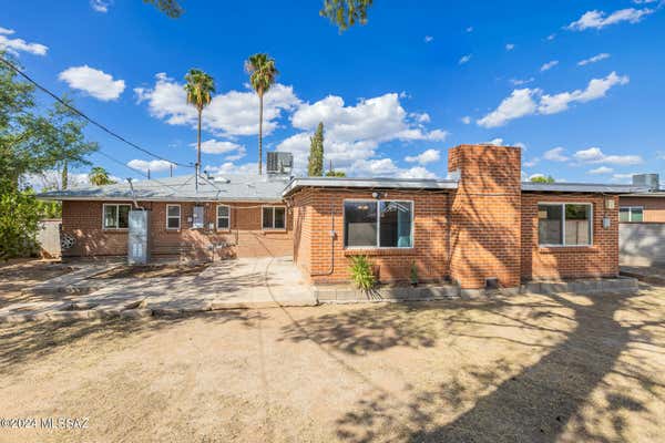 6326 E CALLE BELLATRIX, TUCSON, AZ 85710, photo 4 of 26