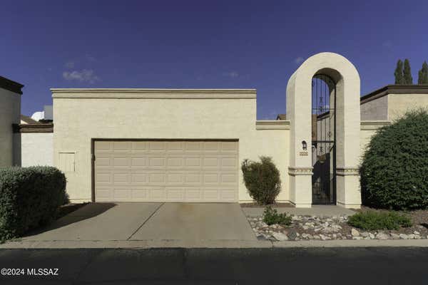 8883 N JOANNA DR, TUCSON, AZ 85742 - Image 1