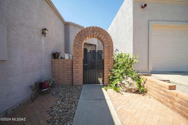 1728 N RIO MAYO, GREEN VALLEY, AZ 85614, photo 3 of 33