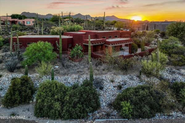 1933 N WHISPERING BELLS DR, TUCSON, AZ 85745 - Image 1