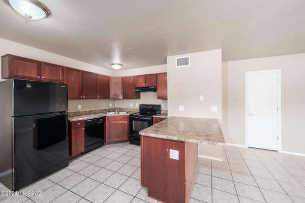 2861 N COLUMBUS BLVD APT 51, TUCSON, AZ 85712 - Image 1