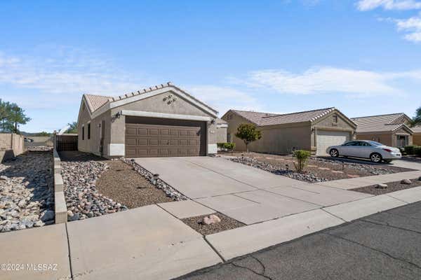 1314 W DESERT CLOUD PL, ORO VALLEY, AZ 85737, photo 3 of 44