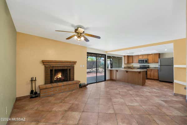 8602 E FAIRMOUNT PL, TUCSON, AZ 85715 - Image 1