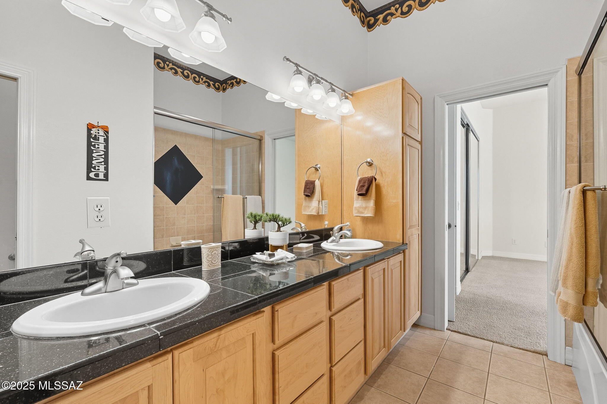 Green Valley, Arizona, 85614, United States, 5 Bedrooms Bedrooms, ,5 BathroomsBathrooms,Residential,Active,1945062