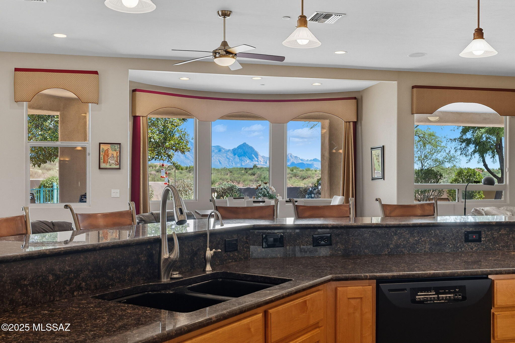 Green Valley, Arizona, 85614, United States, 5 Bedrooms Bedrooms, ,5 BathroomsBathrooms,Residential,Active,1945062