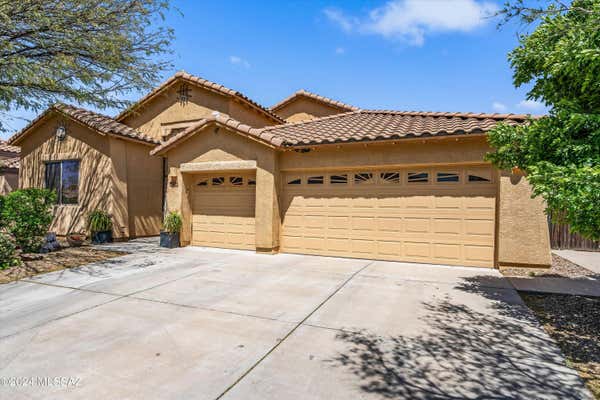 6466 W KNOLL PINES WAY, TUCSON, AZ 85757, photo 3 of 46