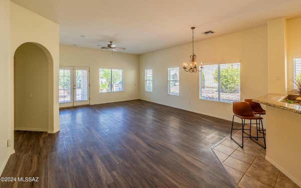 13581 N HOLLY GRAPE DR, MARANA, AZ 85658 - Image 1