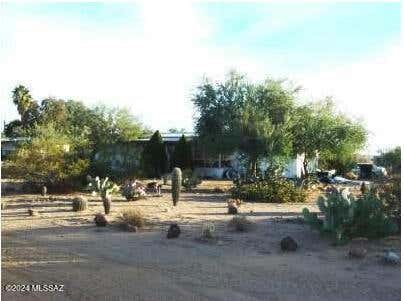 13227 W EL LOBO RD, TUCSON, AZ 85743, photo 1