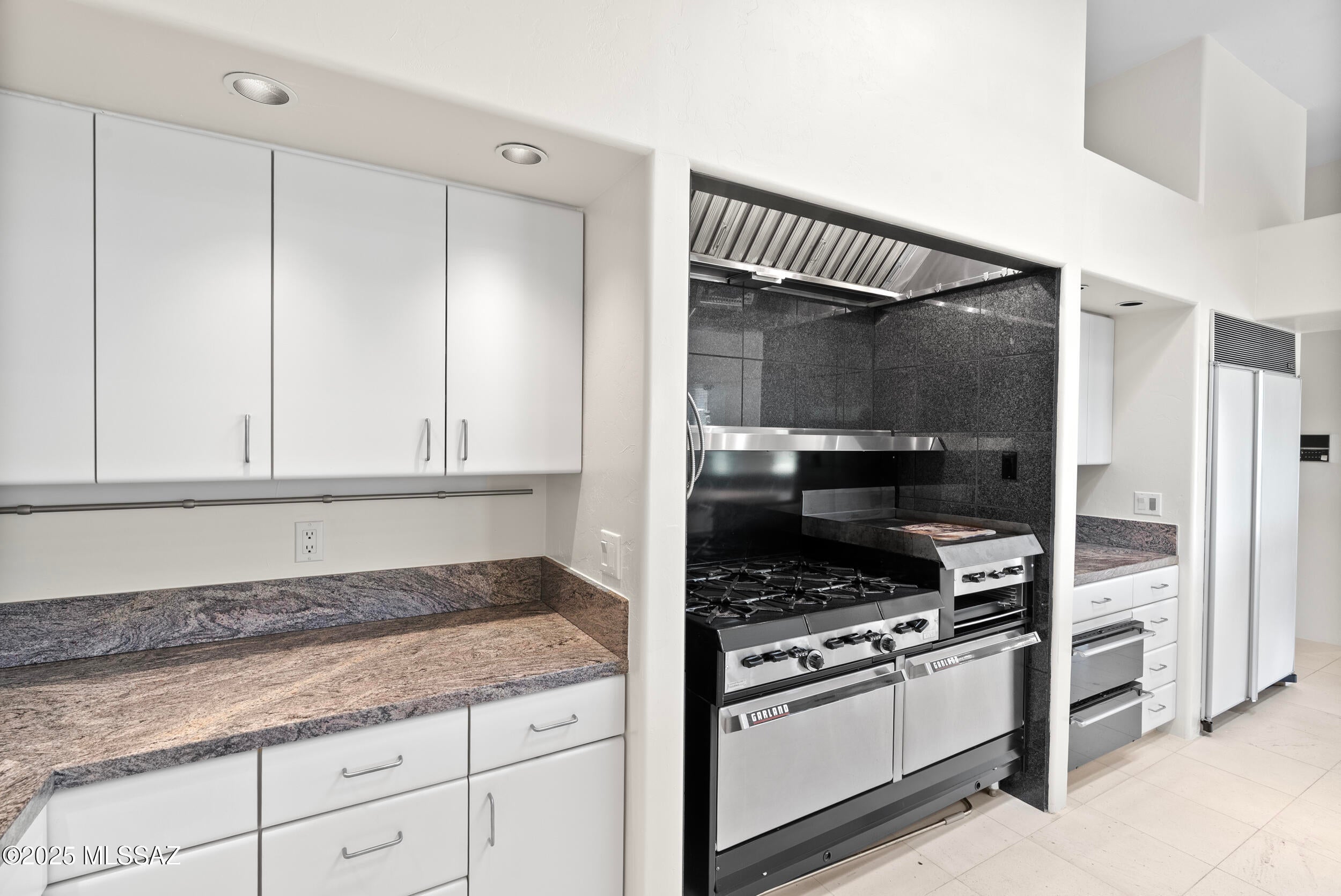 Tucson, Arizona, 85718, United States, 5 Bedrooms Bedrooms, ,4 BathroomsBathrooms,Residential,Active,1929922