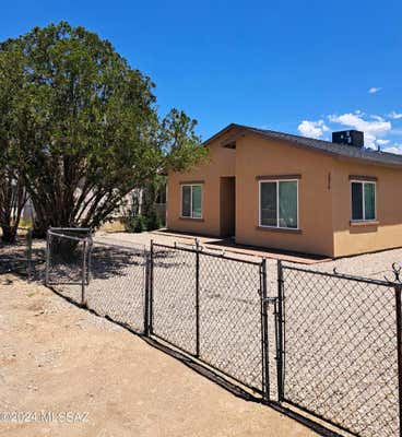 2970 W SAGO CIR, TUCSON, AZ 85705, photo 2 of 17