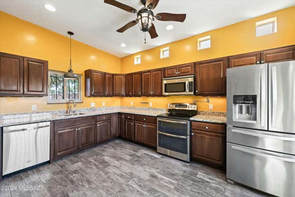 143 W ROGER RD, TUCSON, AZ 85705 - Image 1