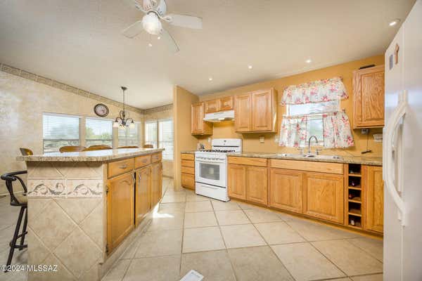 12320 W HIGH RIDGE DR, TUCSON, AZ 85736 - Image 1