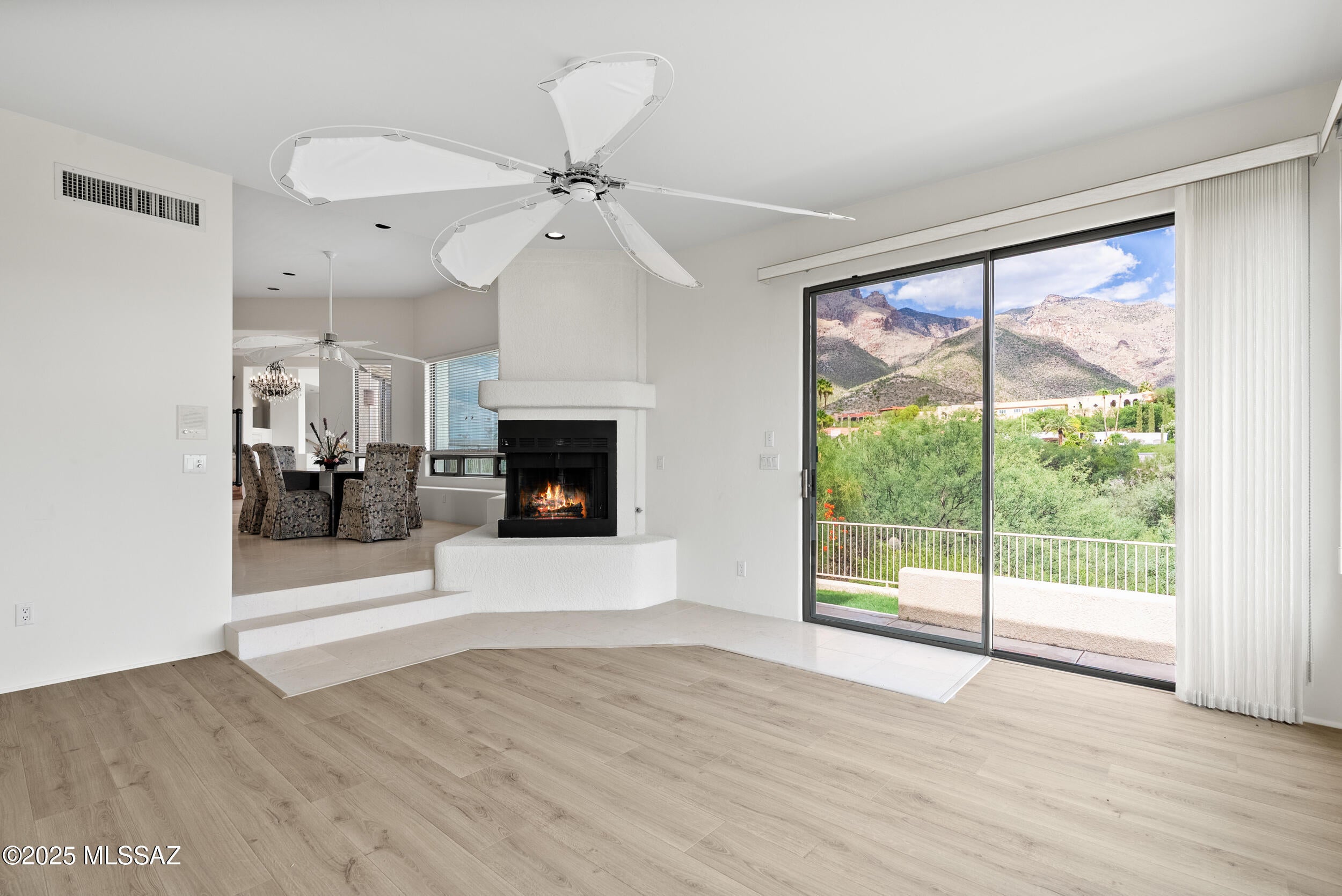 Tucson, Arizona, 85718, United States, 5 Bedrooms Bedrooms, ,4 BathroomsBathrooms,Residential,Active,1929922