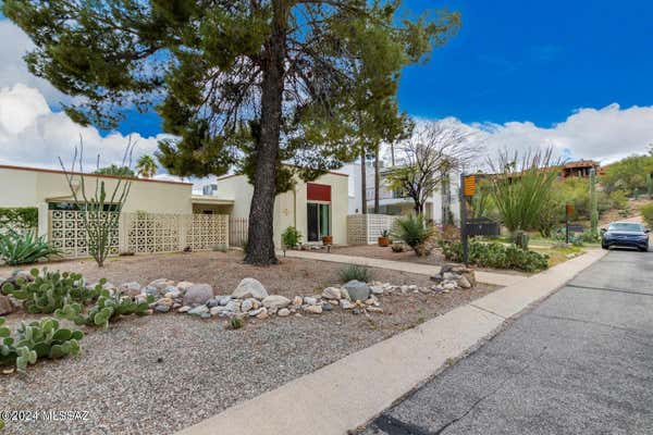 5862 N CAMINO ESPLENDORA, TUCSON, AZ 85718, photo 2 of 27