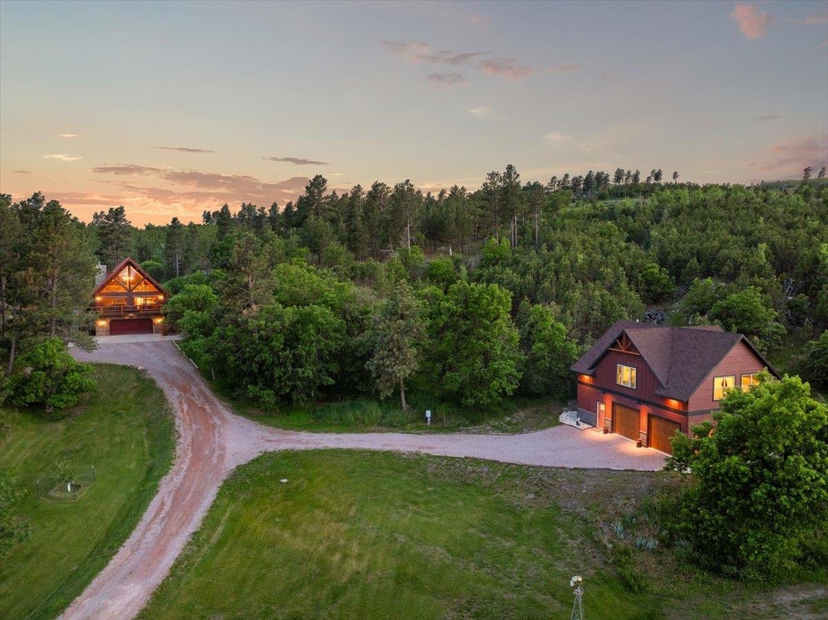 Piedmont, South Dakota, 57769, United States, 5 Bedrooms Bedrooms, ,3 BathroomsBathrooms,Residential,Active,1849518