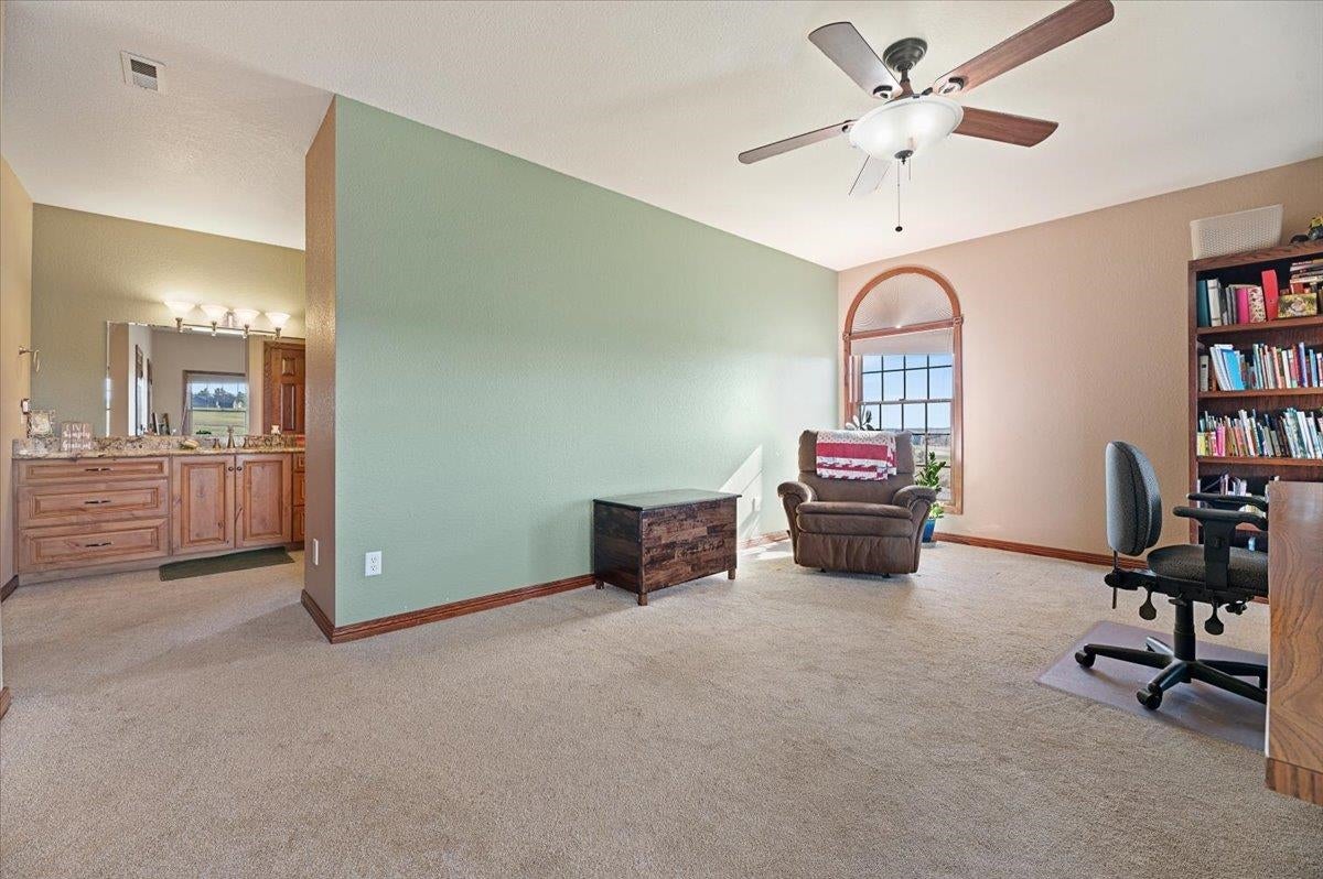 Belle Fourche, South Dakota, 57717, United States, ,5 BathroomsBathrooms,Residential,Active,1702862