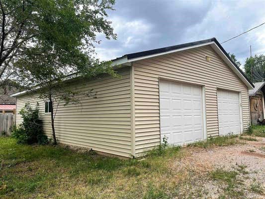 202 4TH AVE, EDGEMONT, SD 57735, photo 2 of 20