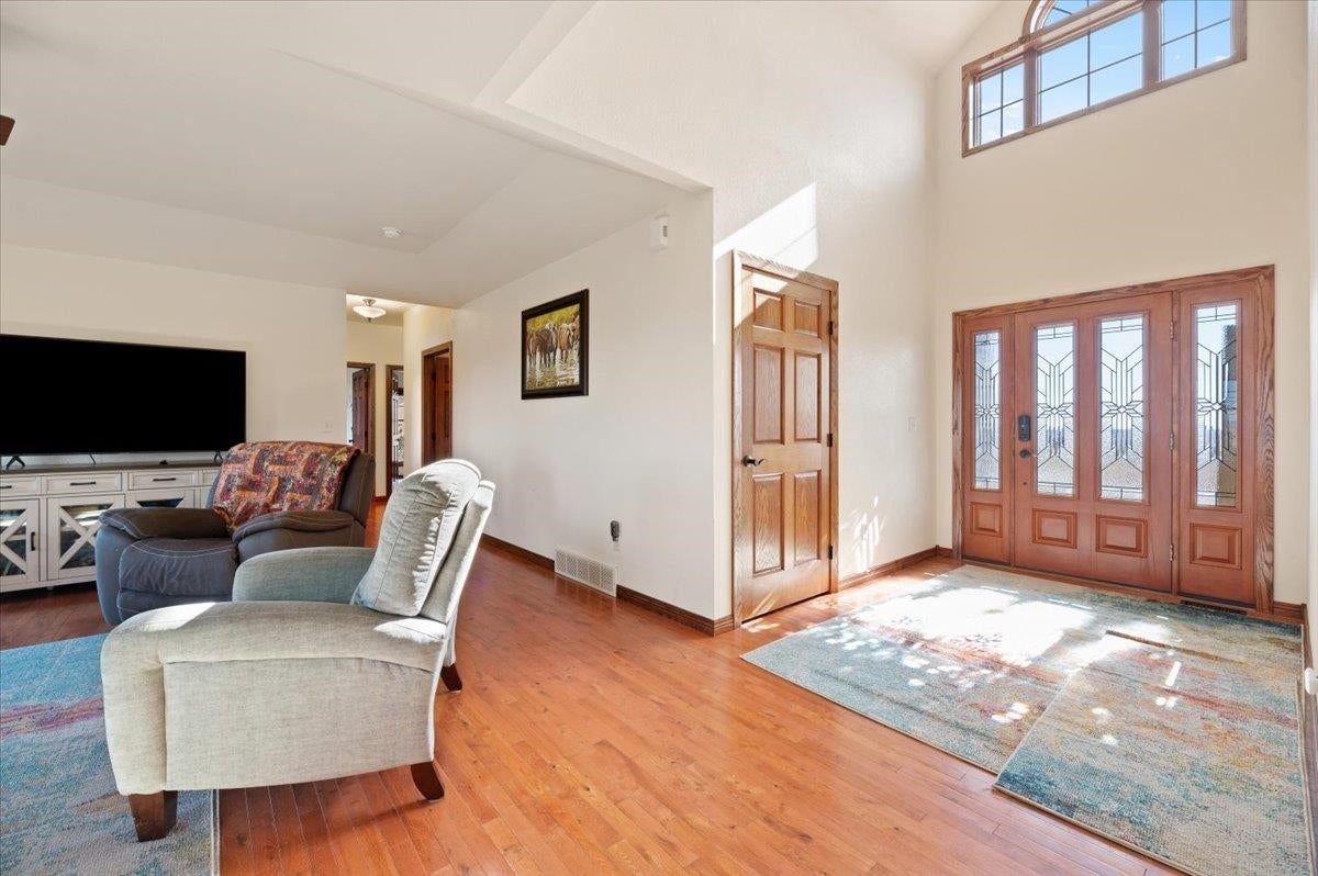 Belle Fourche, South Dakota, 57717, United States, ,5 BathroomsBathrooms,Residential,Active,1702862