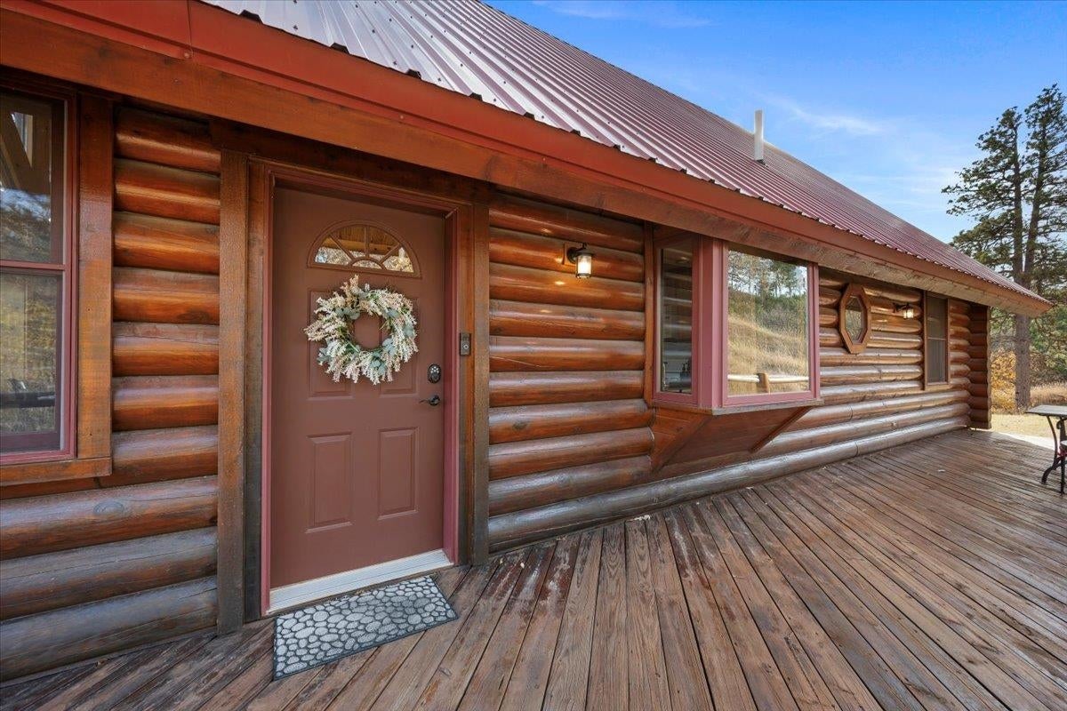 Piedmont, South Dakota, 57769, United States, 5 Bedrooms Bedrooms, ,3 BathroomsBathrooms,Residential,Active,1849518