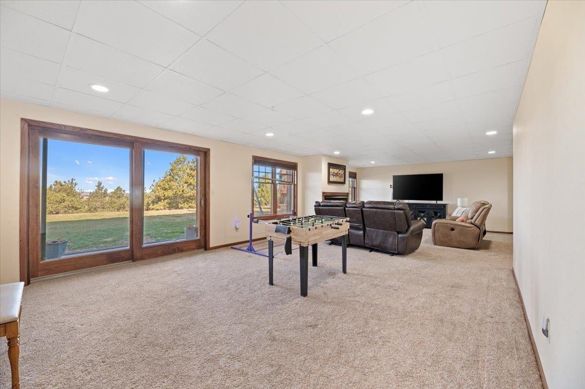 Belle Fourche, South Dakota, 57717, United States, ,5 BathroomsBathrooms,Residential,Active,1702862