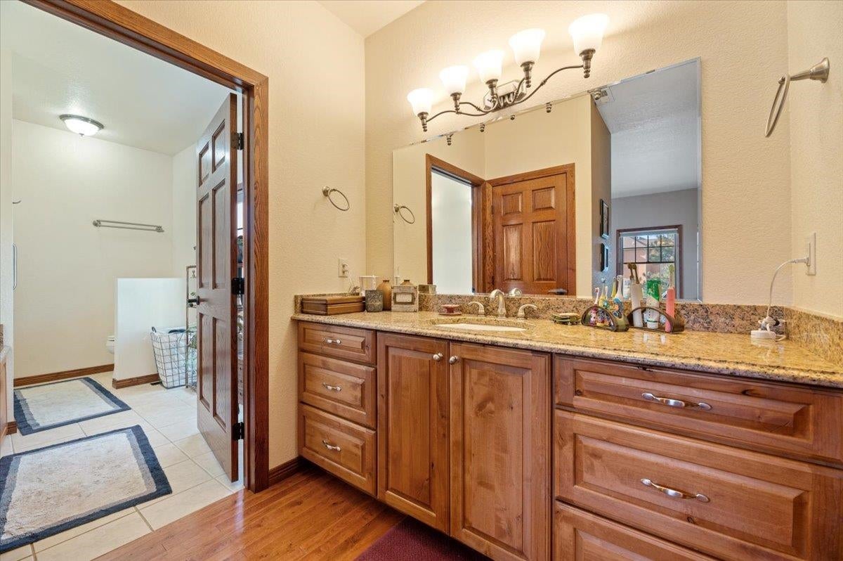 Belle Fourche, South Dakota, 57717, United States, ,5 BathroomsBathrooms,Residential,Active,1702862
