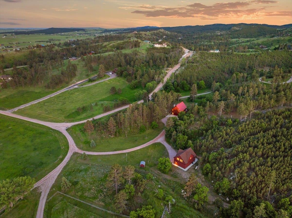 Piedmont, South Dakota, 57769, United States, 5 Bedrooms Bedrooms, ,3 BathroomsBathrooms,Residential,Active,1849518