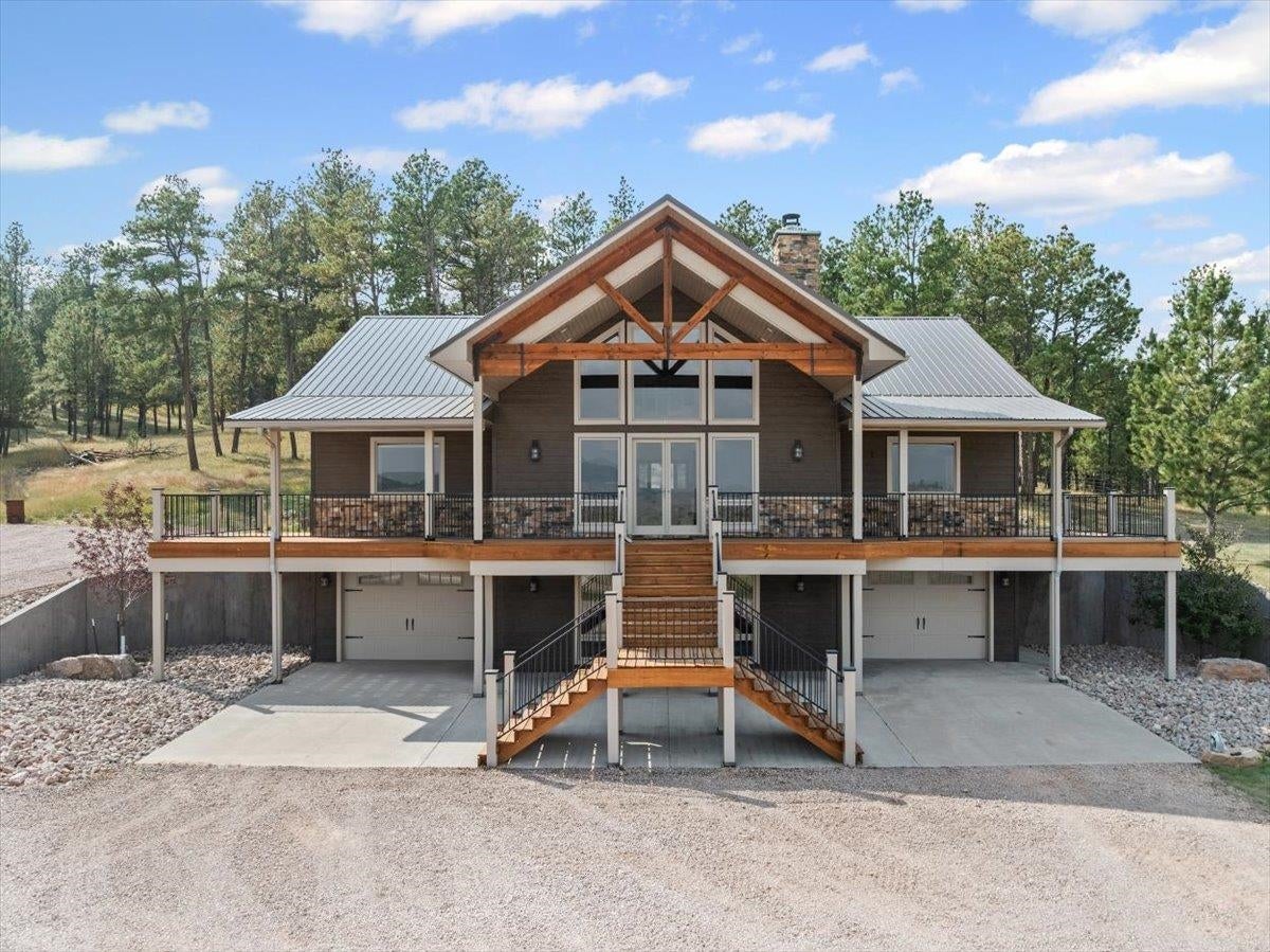 Sundance, Wyoming, 82729, United States, 2 Bedrooms Bedrooms, ,3 BathroomsBathrooms,Residential,Active,1945459