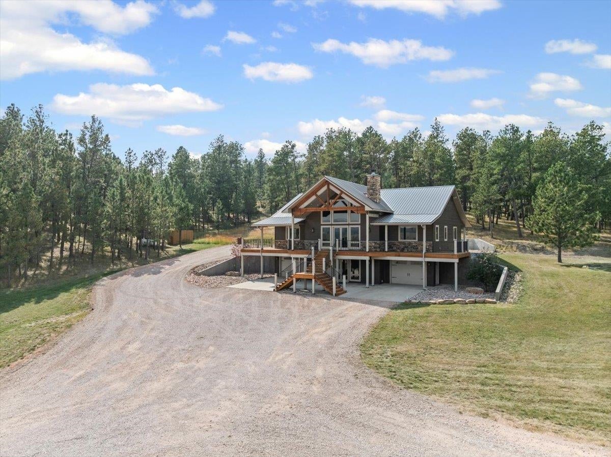 Sundance, Wyoming, 82729, United States, 2 Bedrooms Bedrooms, ,3 BathroomsBathrooms,Residential,Active,1945459