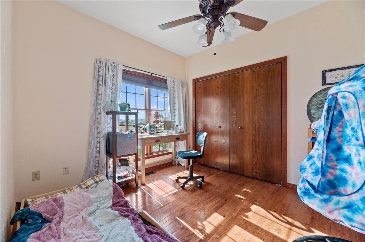 Belle Fourche, South Dakota, 57717, United States, ,5 BathroomsBathrooms,Residential,Active,1702862