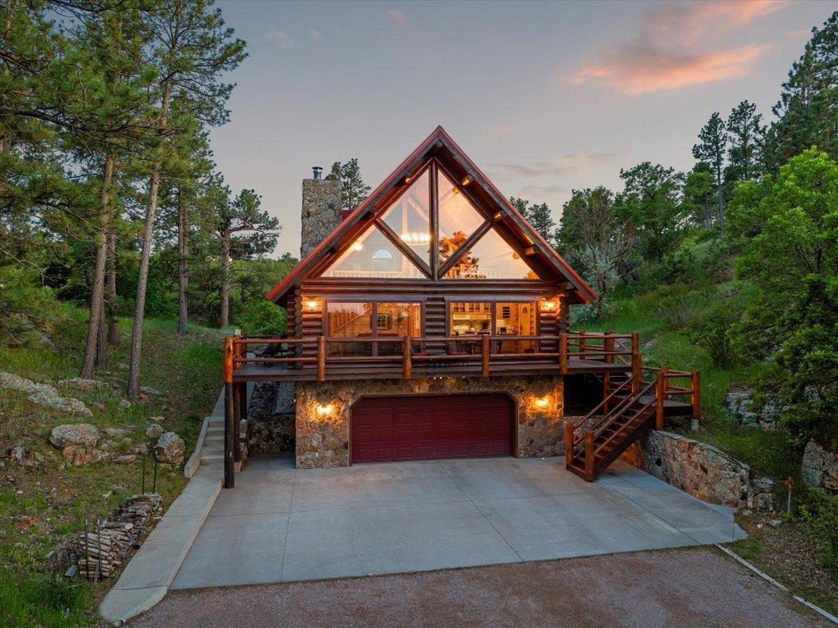 Piedmont, South Dakota, 57769, United States, 5 Bedrooms Bedrooms, ,3 BathroomsBathrooms,Residential,Active,1849518