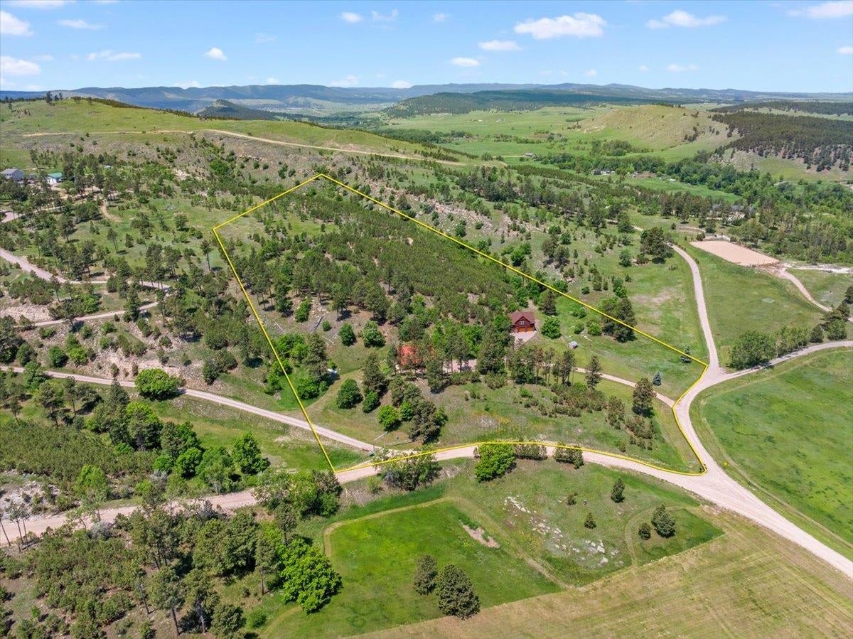 Piedmont, South Dakota, 57769, United States, 5 Bedrooms Bedrooms, ,3 BathroomsBathrooms,Residential,Active,1849518