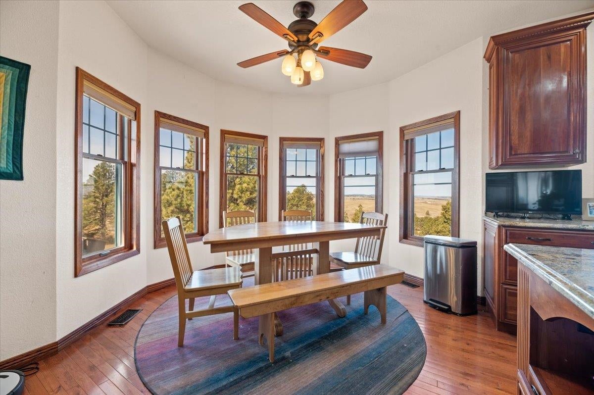 Belle Fourche, South Dakota, 57717, United States, ,5 BathroomsBathrooms,Residential,Active,1702862