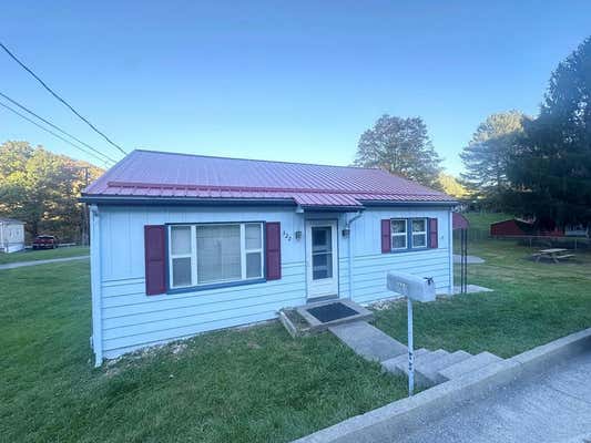 322 CIRCLE DR, BLUEFIELD, VA 24605 - Image 1