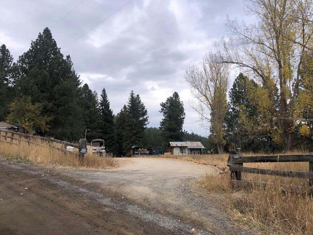 606 DAM RD, CASCADE, ID 83611, photo 1 of 11