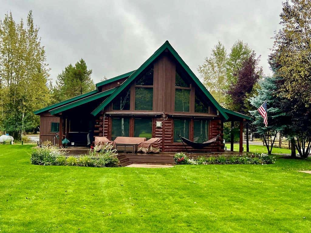 1610 TIMBER CIR, MCCALL, ID 83638, photo 1 of 48