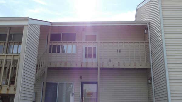 34 COVENTRY LN APT 2, MUSCATINE, IA 52761 - Image 1