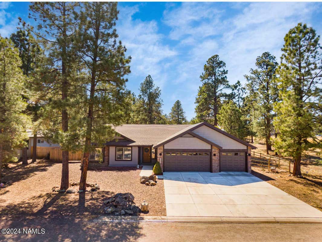 2933 W HIGHLAND MEADOWS DR, WILLIAMS, AZ 86046, photo 1 of 59