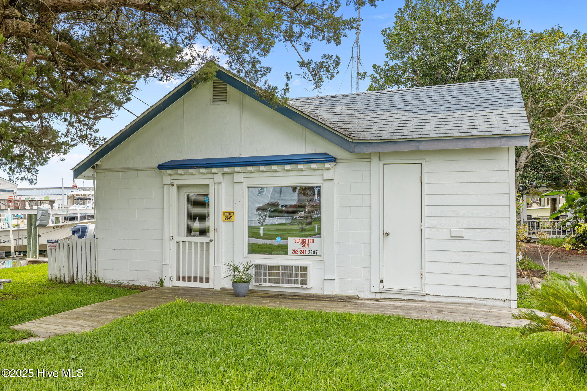 Atlantic Beach, North Carolina, 28512, United States, 3 Bedrooms Bedrooms, ,2 BathroomsBathrooms,Residential,Active,1914785