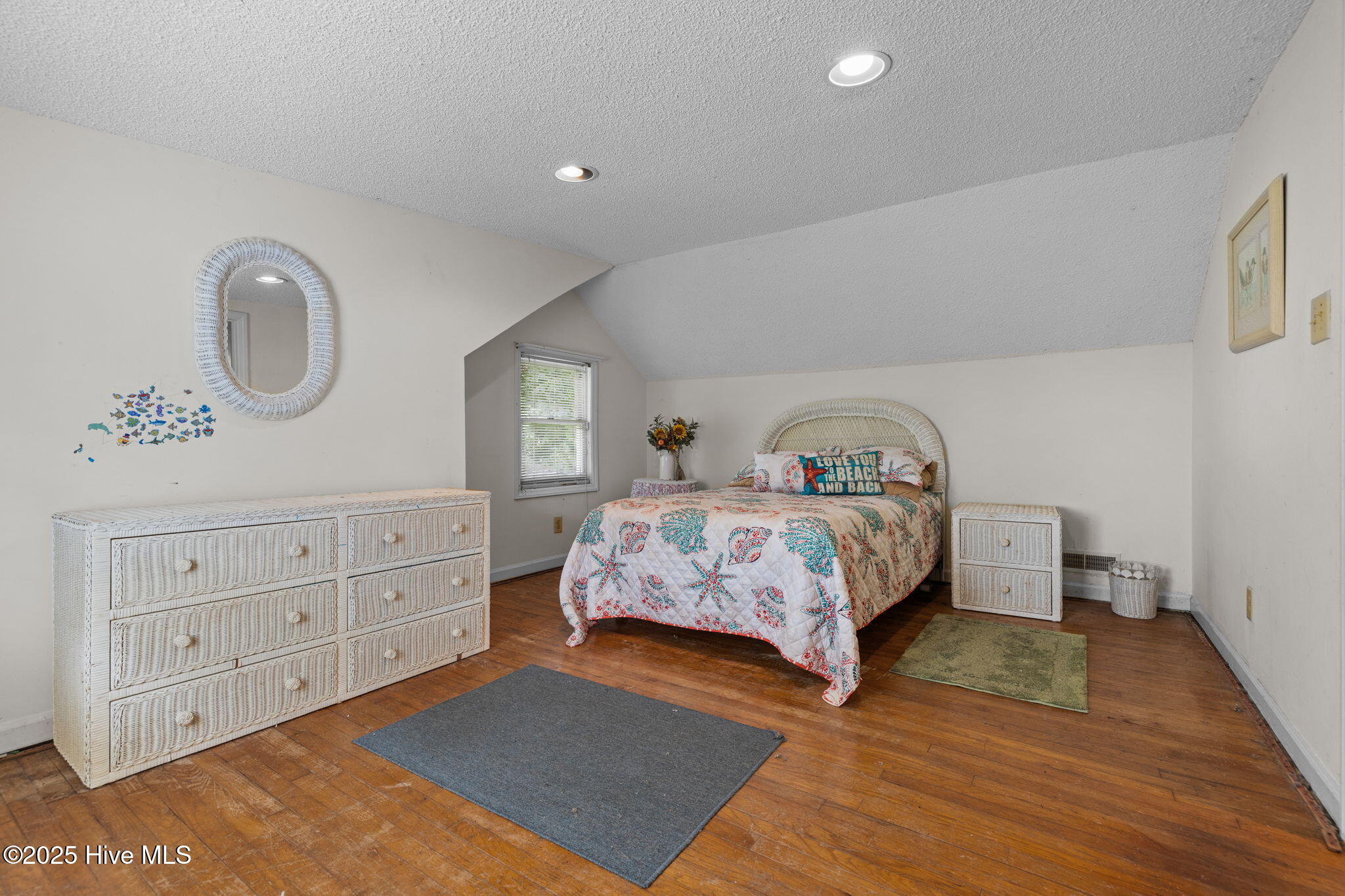 Atlantic Beach, North Carolina, 28512, United States, 3 Bedrooms Bedrooms, ,2 BathroomsBathrooms,Residential,Active,1914785