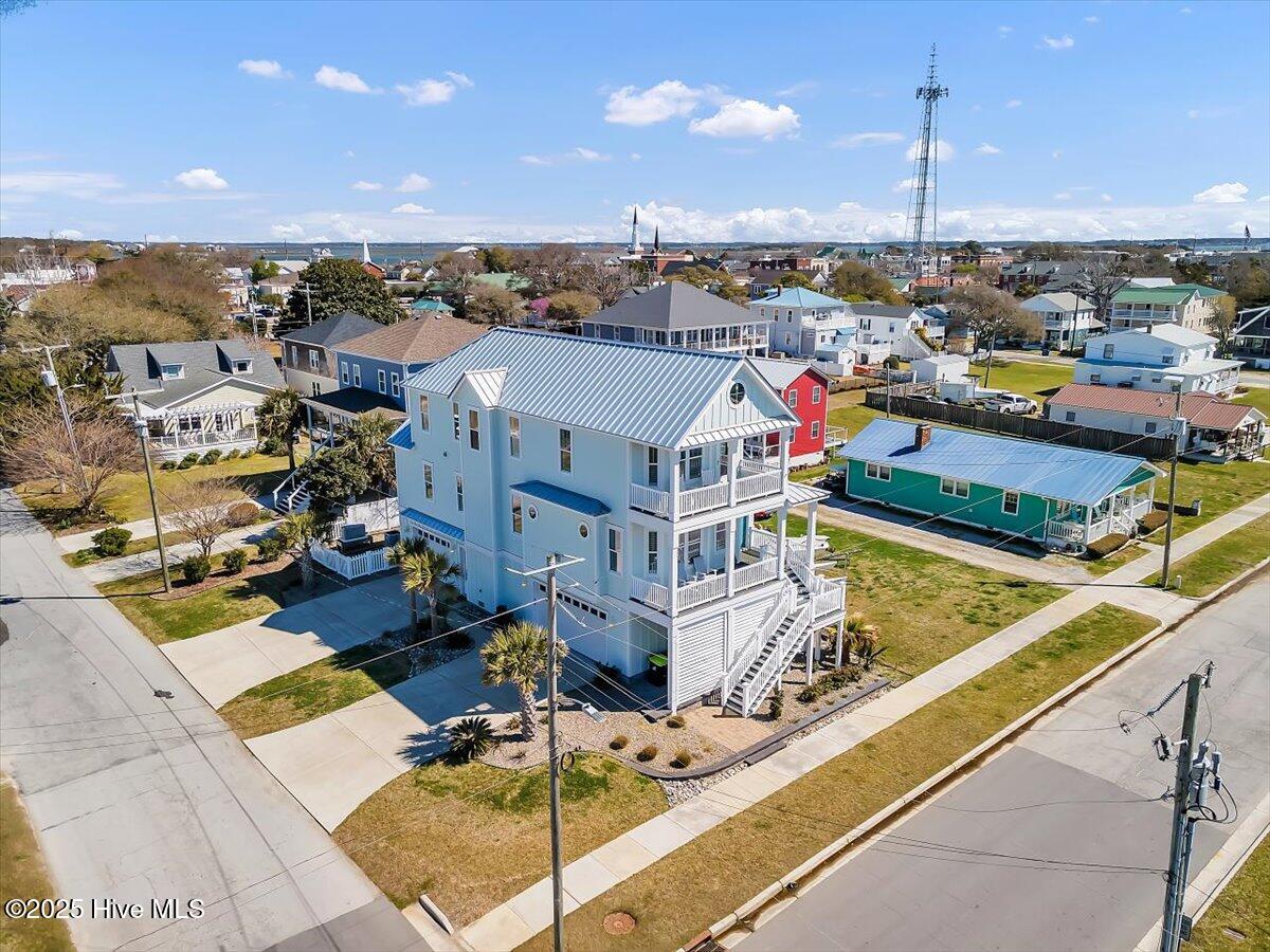 Morehead City, North Carolina, 28557, United States, ,4 BathroomsBathrooms,Residential,Active,1841298