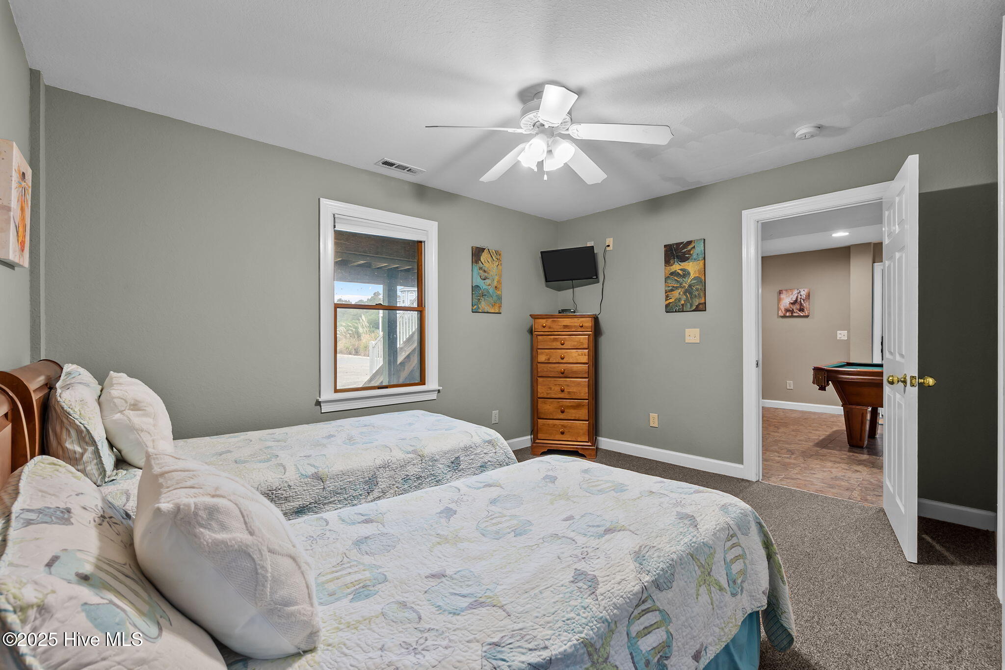 Corolla, North Carolina, 27927, United States, 6 Bedrooms Bedrooms, ,6 BathroomsBathrooms,Residential,Pending,1945084
