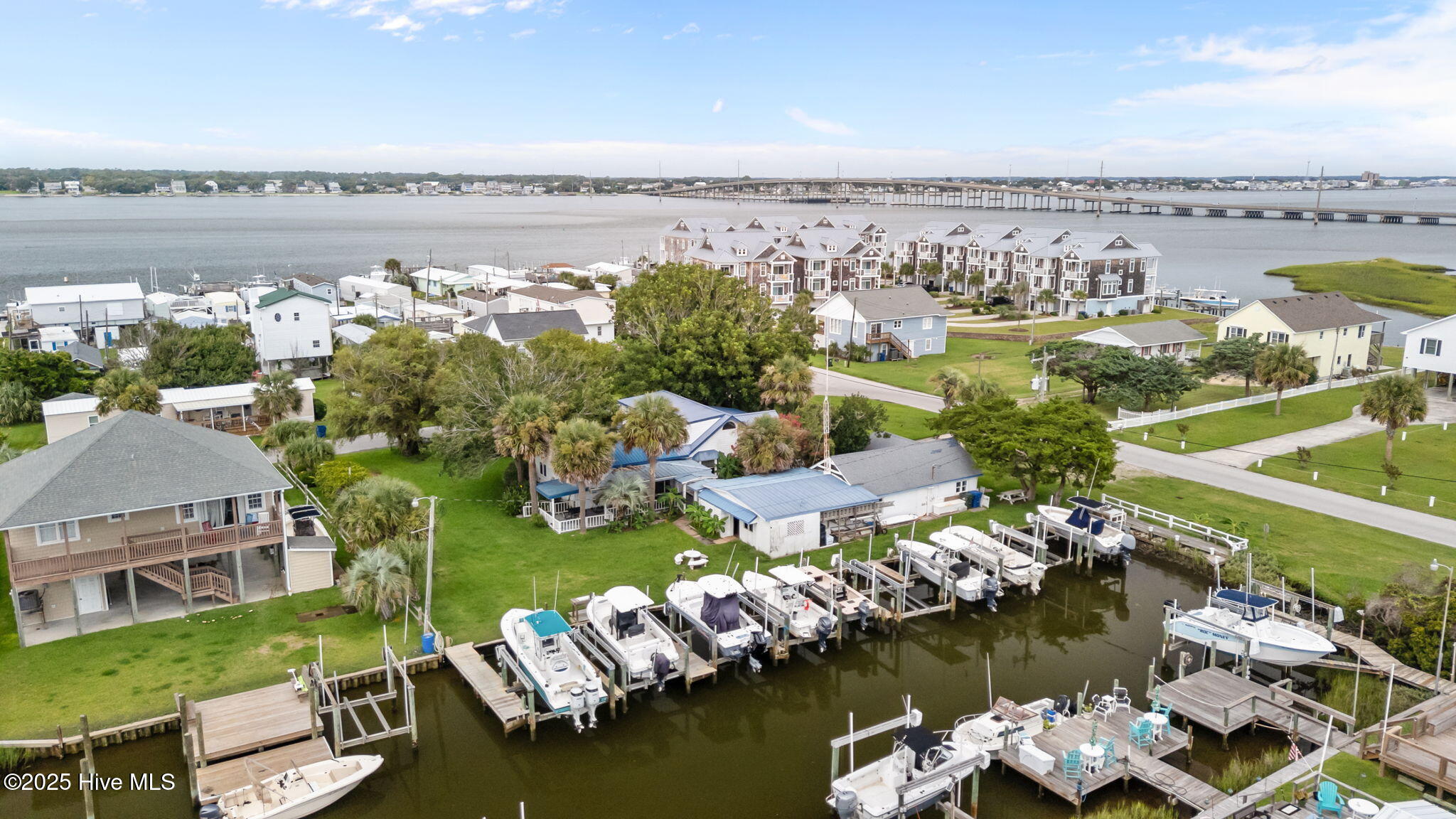 Atlantic Beach, North Carolina, 28512, United States, 3 Bedrooms Bedrooms, ,2 BathroomsBathrooms,Residential,Active,1914785